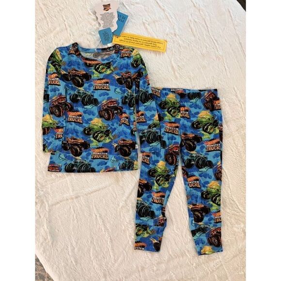 NWT Posh Peanut Hot Wheels Monster Trucks 2T - Picture 1 of 4